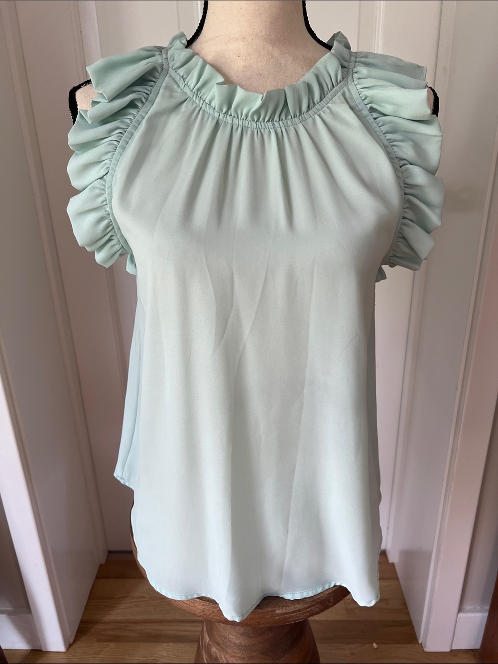 Women’s Ruffle Sleeve SleevelessBlouse in Mint Green, Flowy Fabric, Size S